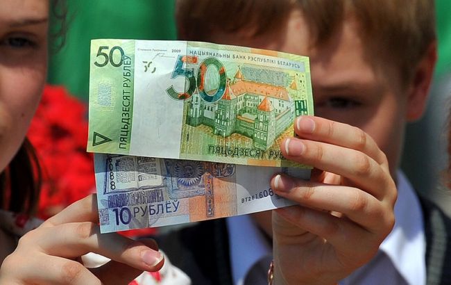 Білорусь за місяць витратила 15% золотовалютних резервів