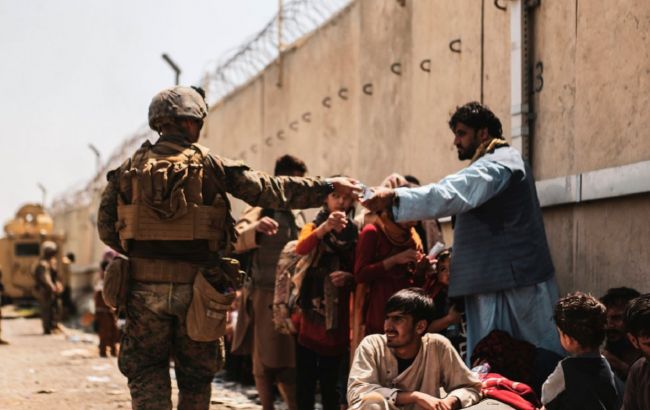 Аэропорт Кабула подвергся ракетной атаке, - Reuters