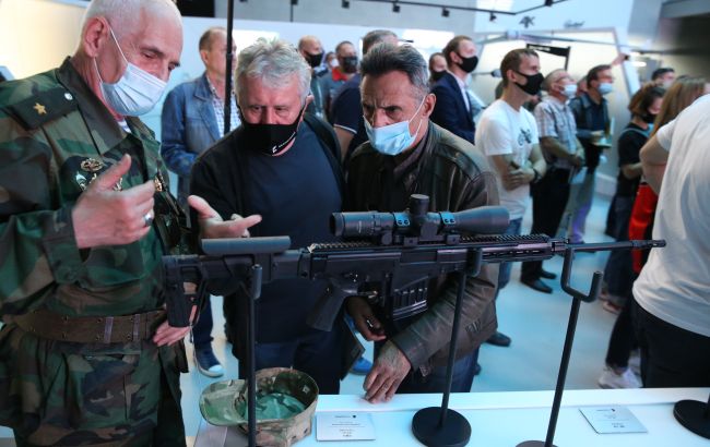 Россия разрабатывает "умный автомат" с искусственным интеллектом