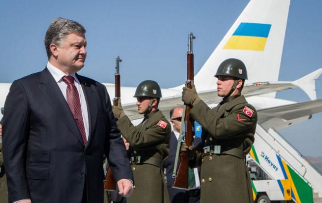 Порошенко прибыл в Турцию с рабочим визитом