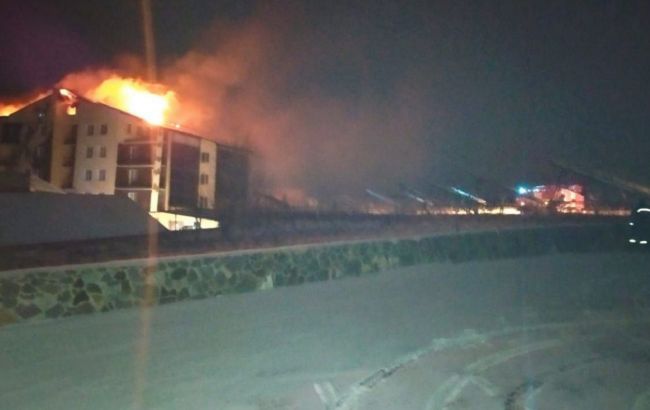 Один человек погиб и двое пострадали при пожаре в отеле под Винницей