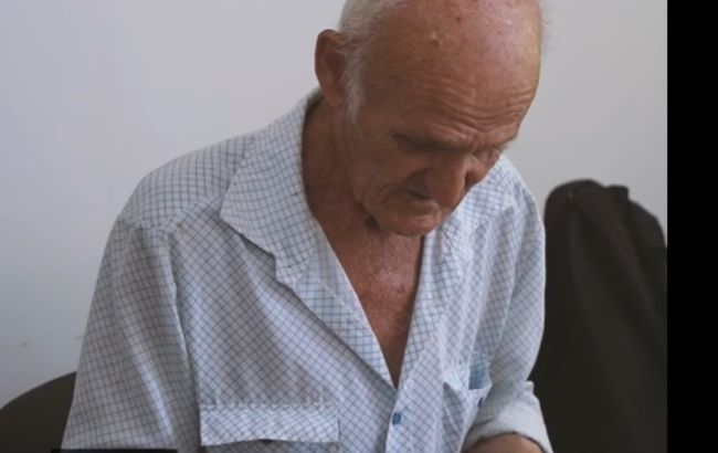 До сліз! Пенсіонер із Сум продав квартиру і дачу, щоб передати ЗСУ 35 тисяч доларів