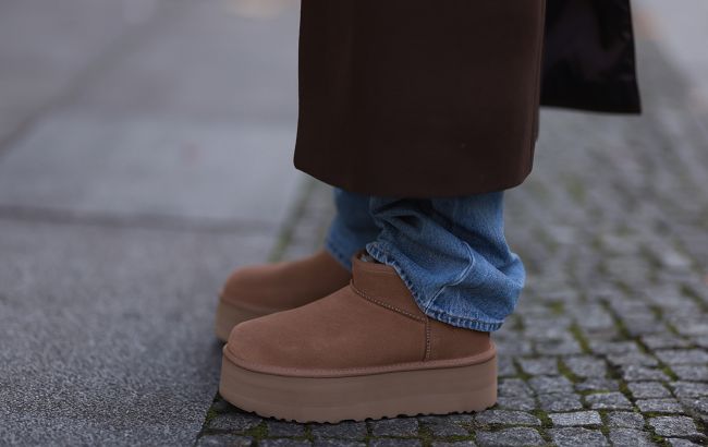 Як почистити замшу в домашніх умовах: прості правила догляду за взуттям