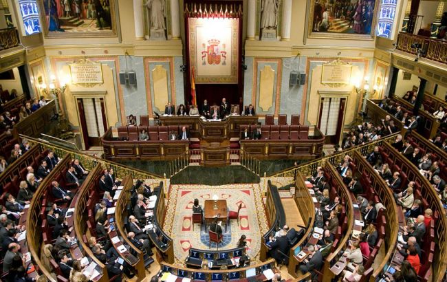 В Испании 3 мая распустят парламент