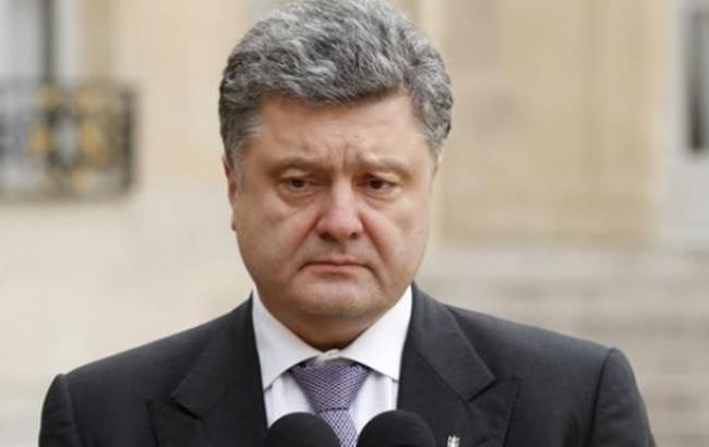 Порошенко поручил МИД и СБУ заняться освобождением Карпюка и Клыха