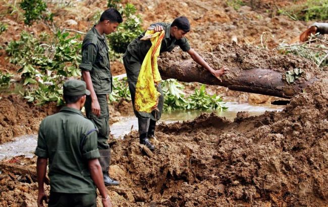Число загиблих від тижневих штормів на Шрі-Ланці перевищило 90