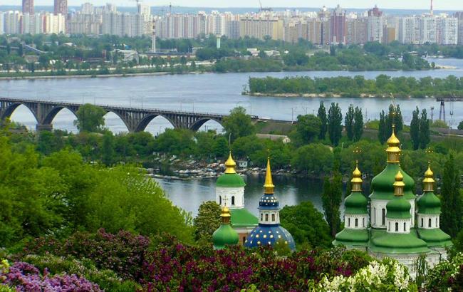 На выходных в центре Киева из-за Дня города ограничат движение