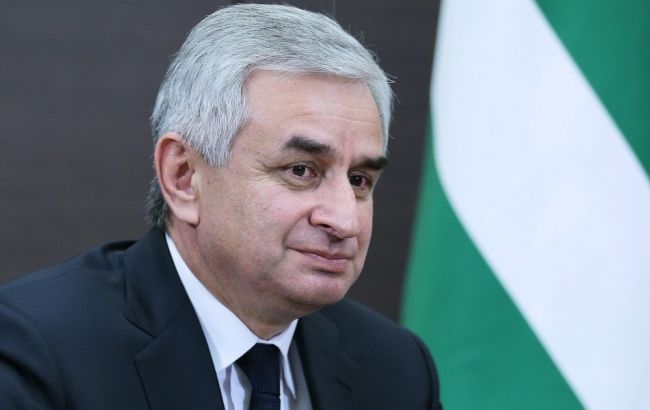В Абхазії президент ініціює референдум за власну відставку