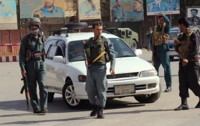 Афганские военные отбили у талибов город Кундуз