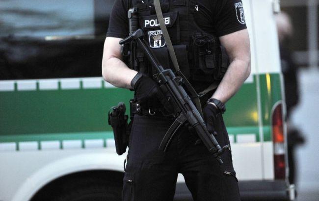 В ФРГ расследуют деятельность правых экстремистов-полицейских