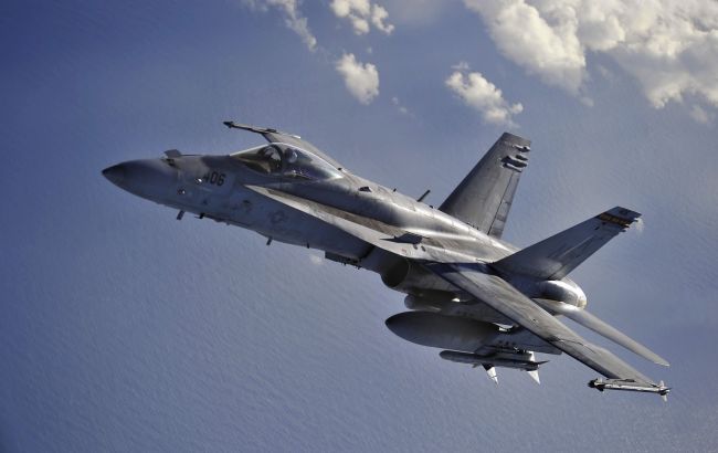 Над Калифорнией столкнулись два истребителя ВМС США