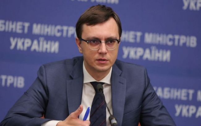 В Украине платными могут сделать только новые дороги, - Омелян