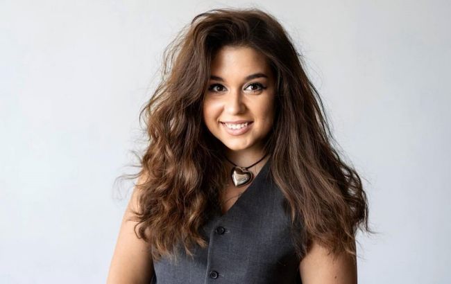 Луки з секонд-хенду: Ніколас Карма розсекретив вартість образу телеведучої Анни Тульєвої