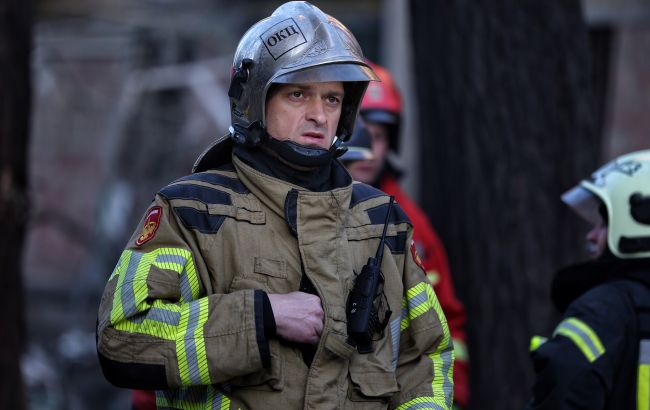 В Миколаєві пролунав вибух під час атаки дронів: над містом підіймається чорний дим