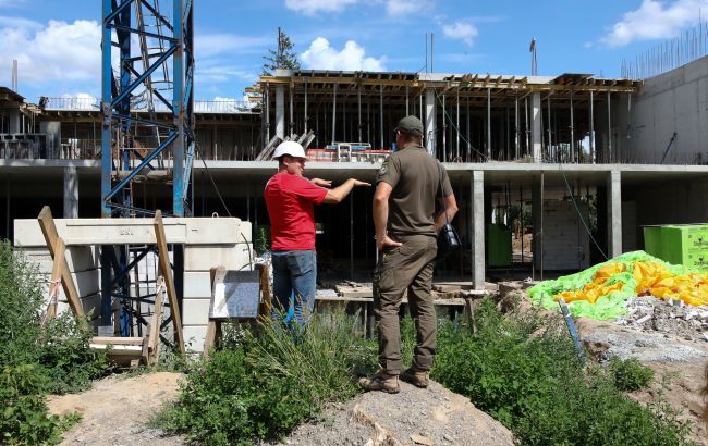 Під Києвом "виростуть" два гігантські ТРЦ: де, коли і як виглядатимуть