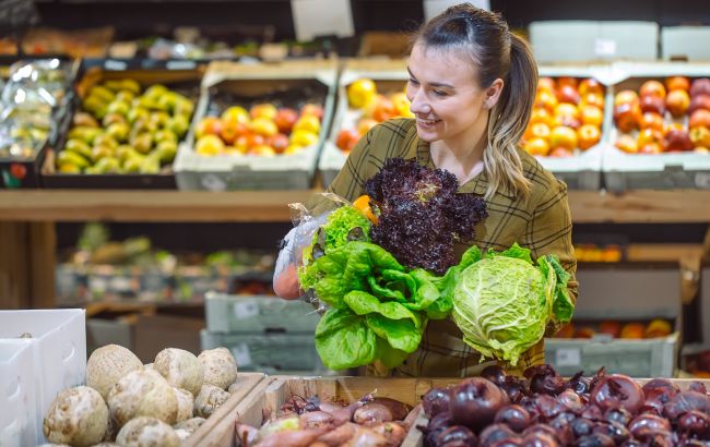 Экономист объяснил, когда в Украине подешевеют ранние овощи