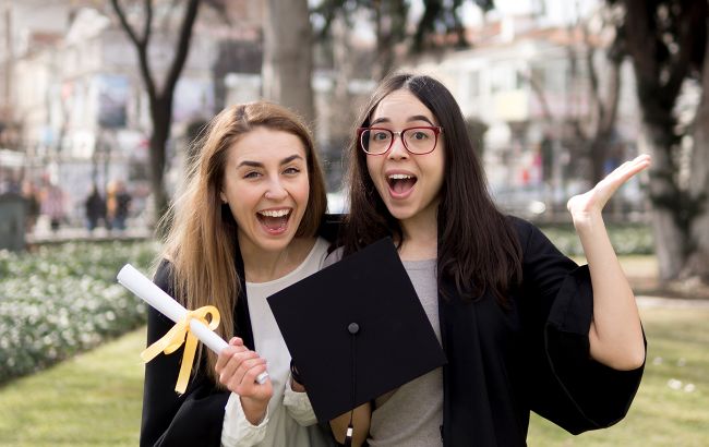 Рейтинг найефективніших університетів України: де проводиться багато наукових проєктів