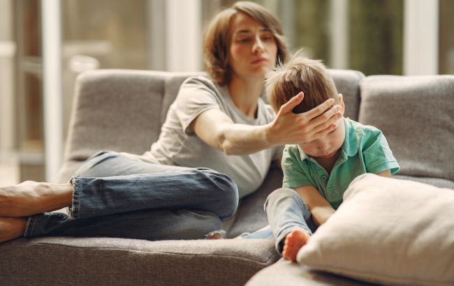 Педіатр розповіла, що заборонено робити при ГРВІ у дитини