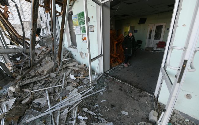 У мережі повідомляють про удар по будівлі адміністрації окупованої Волновахи