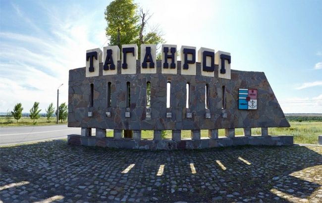 У мережі повідомляють про падіння літака у Таганрозі: подробиці