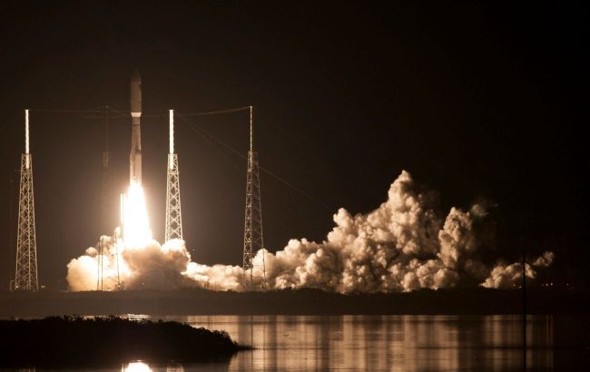 Россия вывела на орбиту три иранских спутника