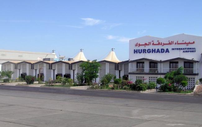 Из Египта в Украину вторые сутки не могут вылететь 150 туристов