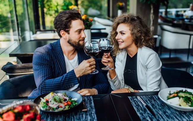 5 продуктів, які не можна поєднувати з алкоголем: це руйнує печінку