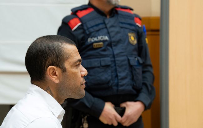 Екс-зірка "Барселони" отримав 4,5 роки в'язниці: що він накоїв