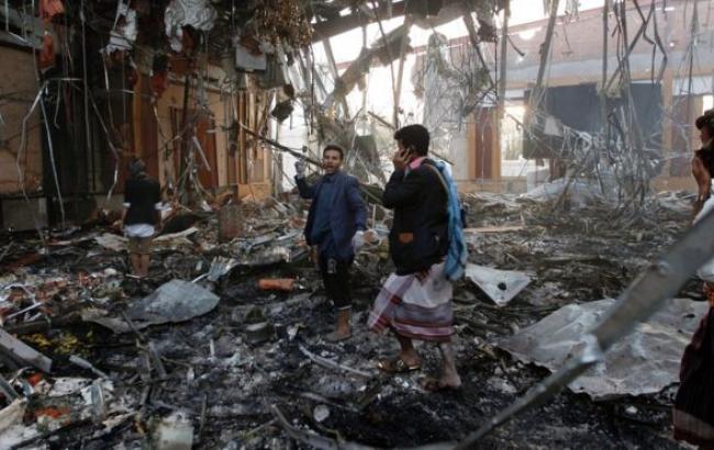 Авиаудар по траурной процессии в Йемене: погибло более 140 человек