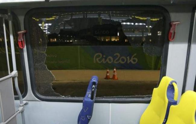 Олимпийские игры 2016: в Рио обстреляли автобус с журналистами