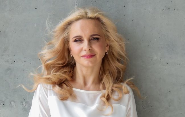 Як виглядати стильно на Різдво 2025: Лілія Ребрик показала ідеальний "лук"