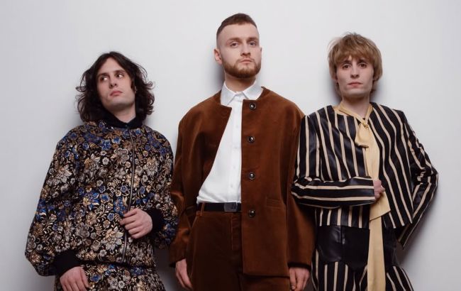 Штани за 40 гривень і бомбер із цінником: скільки коштують "луки" гурту Ziferblat