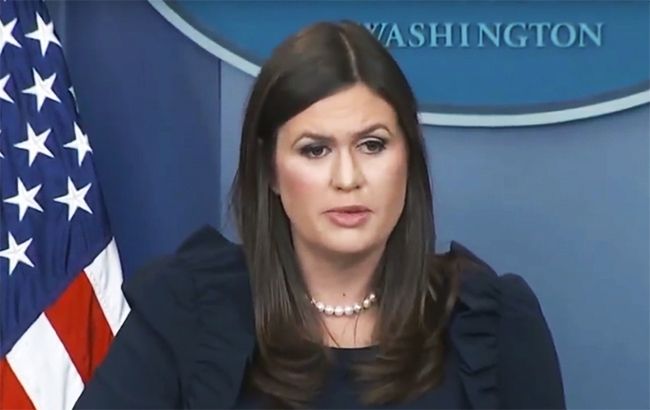 Трамп повідомив про звільнення Сандерс з посади прес-секретаря Білого дому