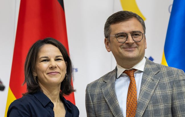 Кулеба - Бербок про надання Україні Taurus: Ви все одно це зробите, навіщо втрачати час