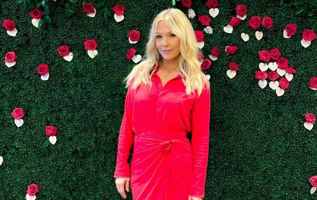 Як сьогодні виглядає одна з головних героїнь серіалу "Беверлі Гіллз". Ви не повірите своїм очам (фото)