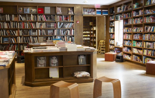 Объявлен шорт-лист Международной Букеровской премии 2025 года: шесть лучших книг