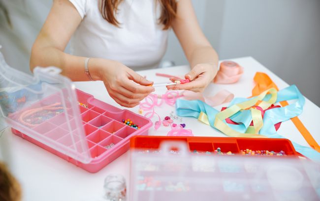 Від кнопок до прикрас: 12 ідей для зберігання крихітних речей