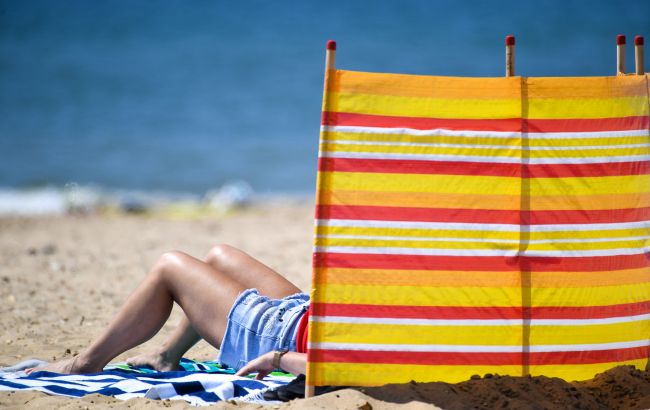 В Румынии на людном пляже обнаружили вероятный обломок беспилотника (фото)