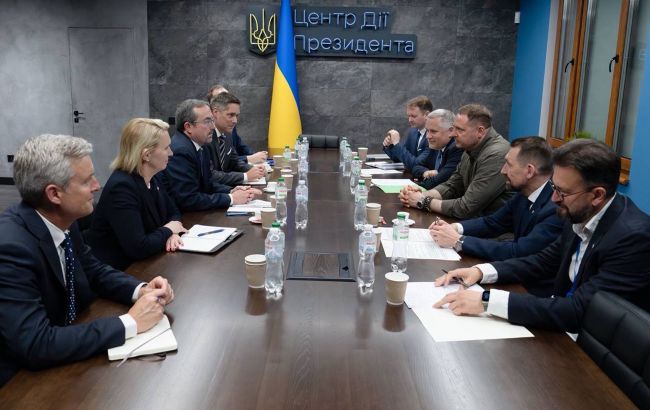 Єрмак обговорив з послом США в Україні підсумки саміту G7 та дозвіл бити по РФ