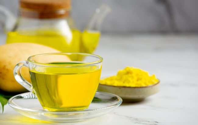 Цей напій з куркумою зменшує запалення в організмі: пийте його щодня!