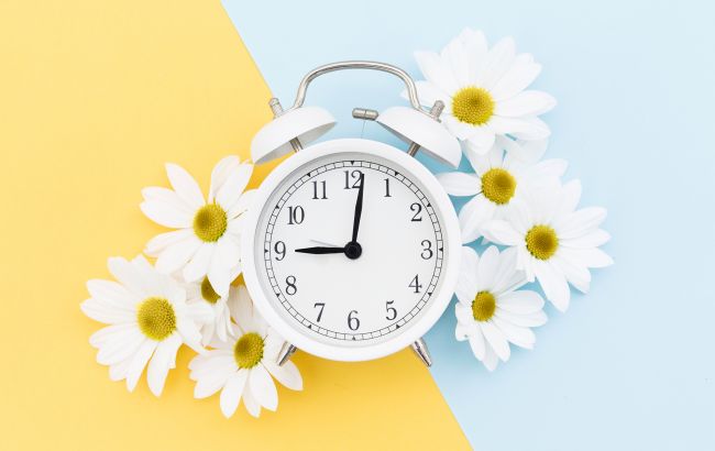 Коли в Україні переводять годинники на літній час: точна дата