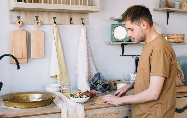 П'ять найбрудніших речей на кухні, які всі забувають чистити