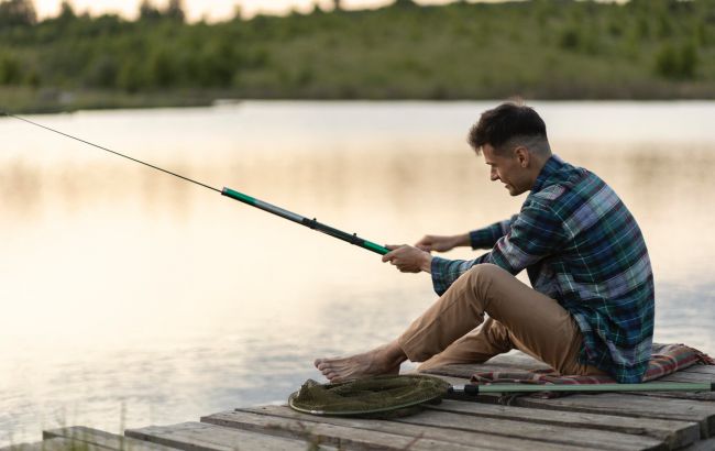 Ці риби змінюють поведінку в серпні: як зловити трофей і не нарватись на штраф