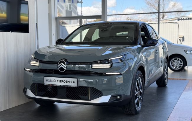 В Україні стартували продажі оновленого Citroen С4: розкриті ціни та характеристики