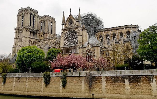 Во Франции исключили версию поджога Нотр-Дама