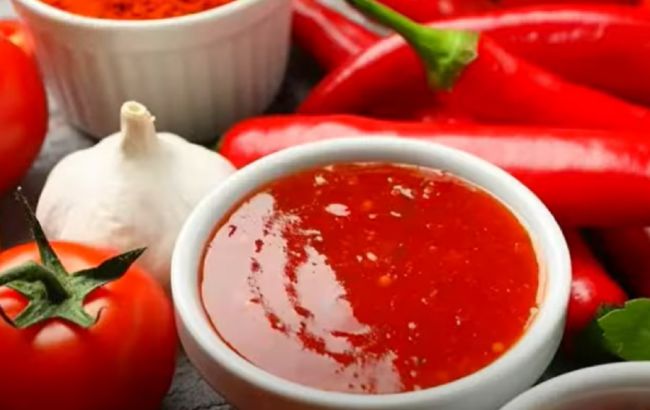 Смачний кетчуп до м&rsquo;яса: рецепт солодко-гострого соусу, як у ресторані
