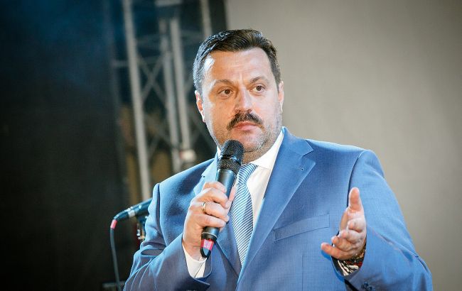 Грозит до 15 лет тюрьмы. В суд направили дело экс-нардепа Деркача