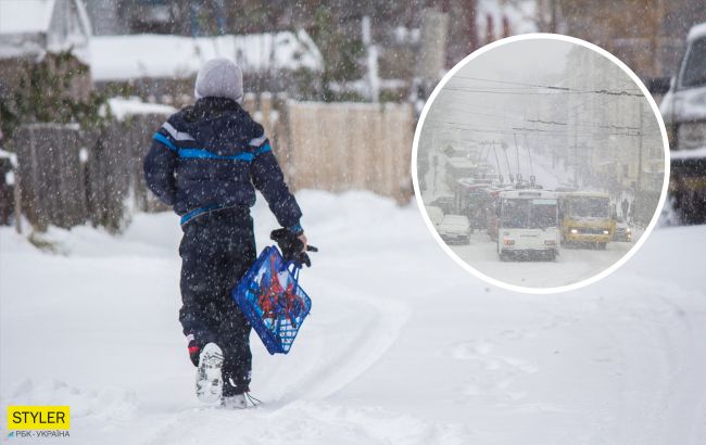 У Тернополі водії маршруток не пускають в салон дітей: просто закривають двері