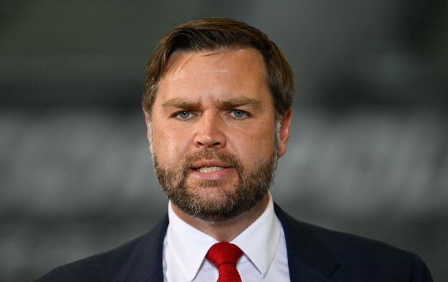 Вэнс попытался оправдать Трампа за критику в сторону Папы Римского