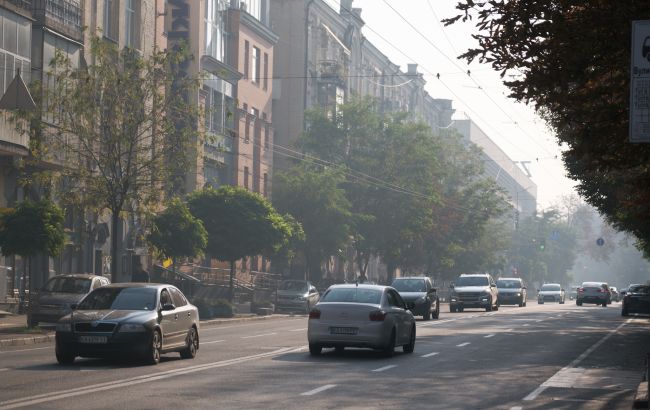 Чому Україну накрила пилова буря та коли ситуація покращиться